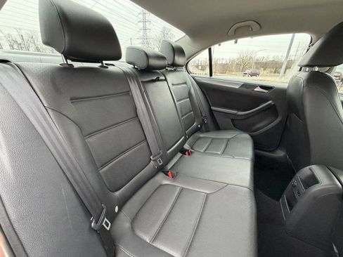 Used 2014 Volkswagen Jetta TDI image 16