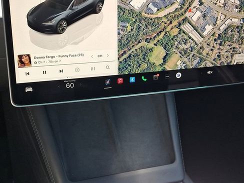 Used 2024 Tesla Model 3 Standard Range RWD image 18