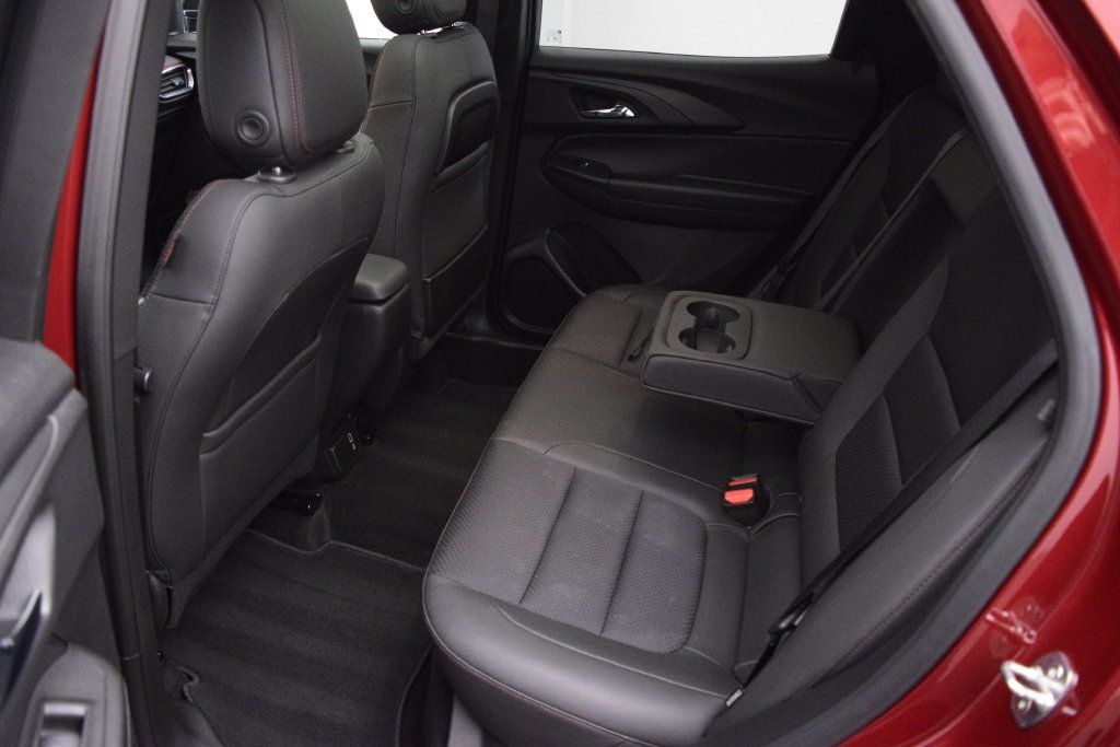 Used 2021 Chevrolet TrailBlazer RS w/ Sun and Liftgate Package AWD/4WD image 12