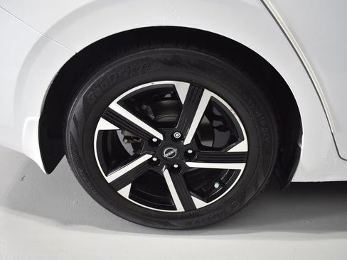 Certified 2024 Nissan Sentra SV w/ All-Weather Package FWD image 10