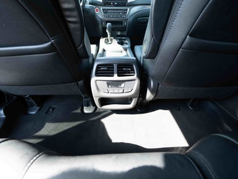 Used 2017 Honda Pilot EX-L image 22