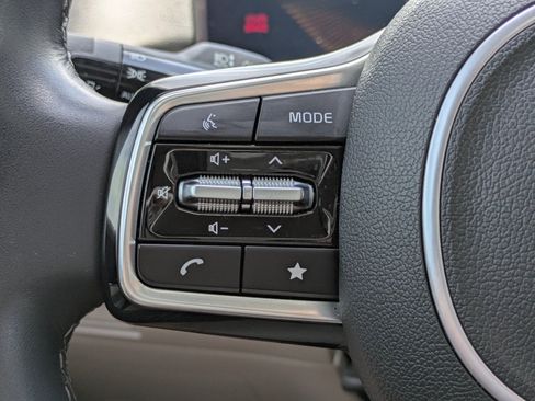 Certified 2024 Kia Sorento S w/ Panoramic Sunroof Package FWD image 20