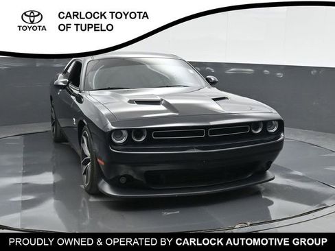 Used 2018 Dodge Challenger R/T Scat Pack RWD image 6