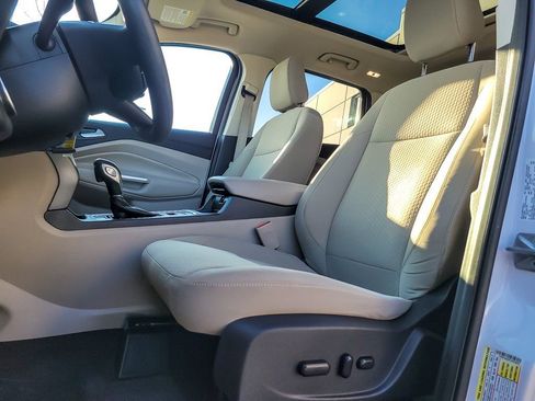 Used 2018 Ford Escape SE w/ SE Sync 3 Package image 7