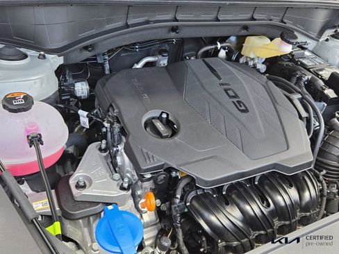Certified 2026 Kia Sorento LX FWD image 19