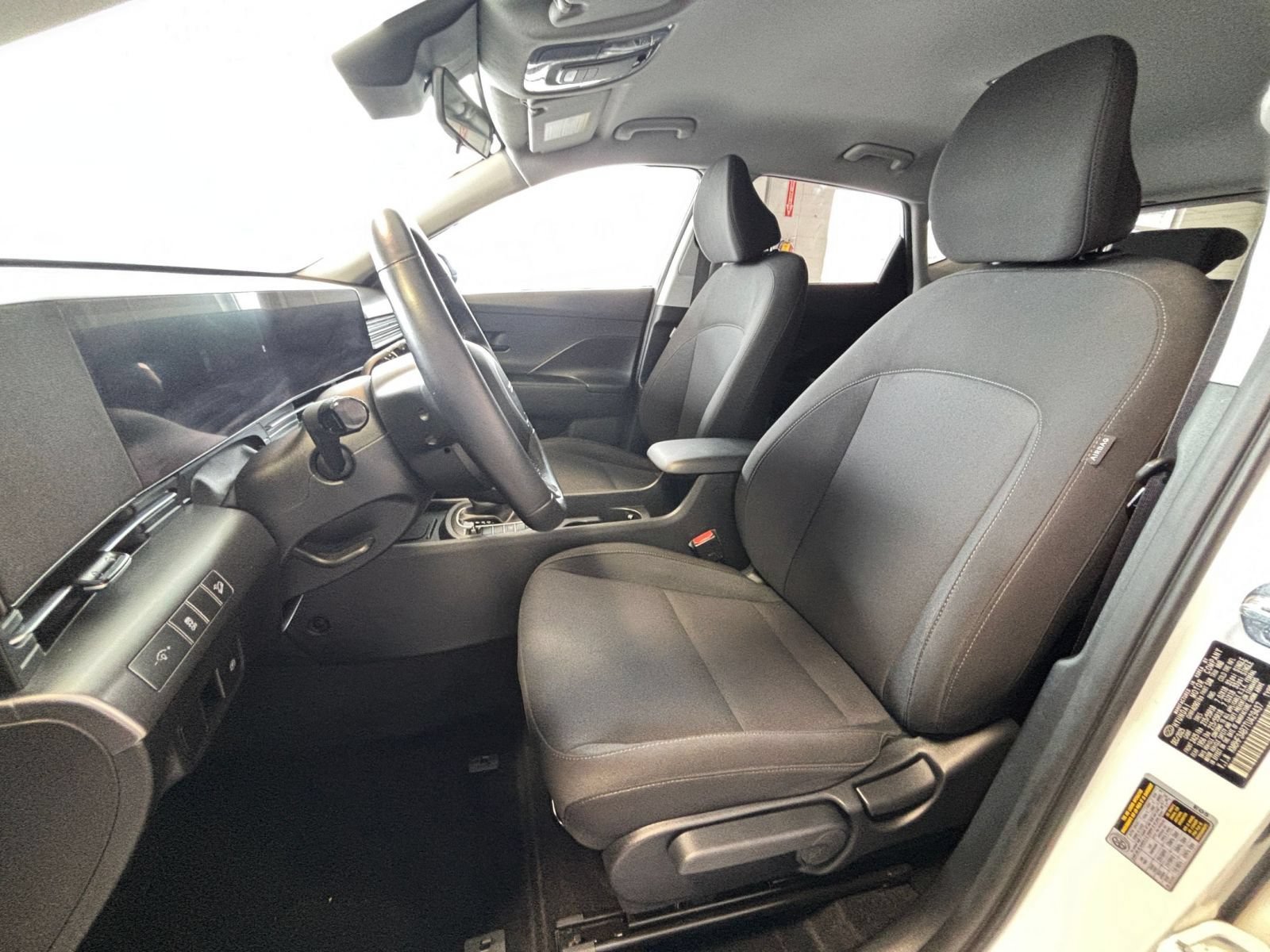 Used 2026 Hyundai Kona SEL Sport FWD image 26