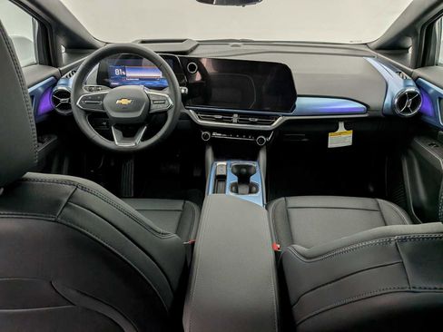 New 2026 Chevrolet Equinox EV LT image 15