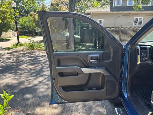 Used 2017 Chevrolet Silverado 1500 LT w/ All Star Edition AWD/4WD image 10