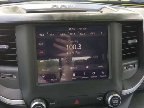 Used 2019 RAM 1500 Big Horn AWD/4WD image 23
