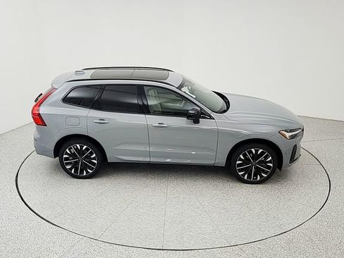 New 2026 Volvo XC60 B5 Ultra w/ Climate Package AWD/4WD image 16
