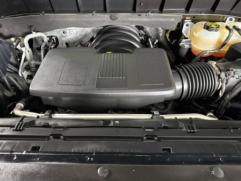 Used 2021 Chevrolet Silverado 1500 LT Trail Boss w/ Bed Protection Package AWD/4WD image 30