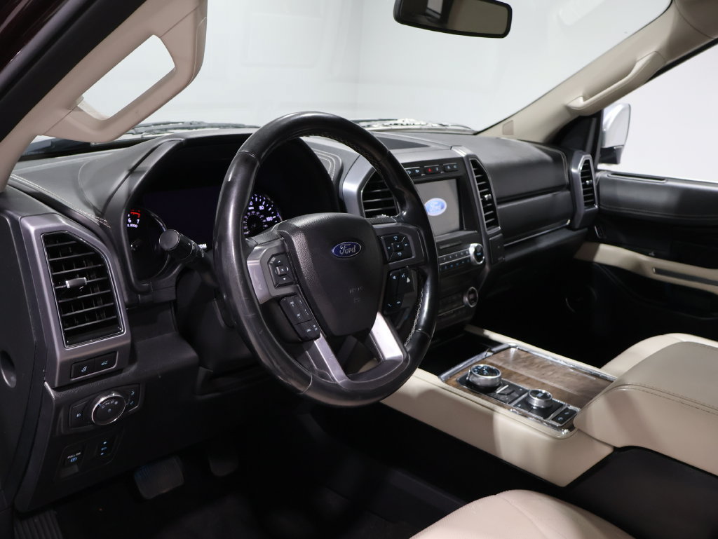 Used 2020 Ford Expedition Platinum AWD/4WD image 16