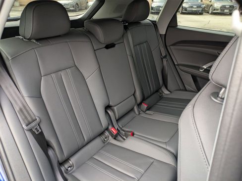 New 2025 Audi Q5 Premium image 11