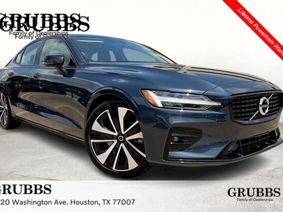 Used 2022 Volvo S60 B5 Momentum w/ Premium Package