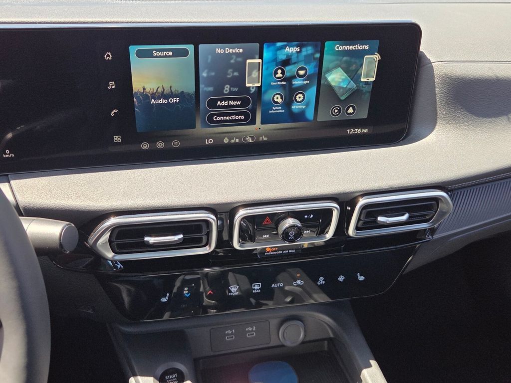 New 2027 Nissan Sentra SV w/ SV Convenience Package FWD image 18