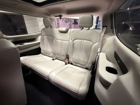 Used 2022 Jeep Wagoneer Series I w/ Convenience Group I image 8