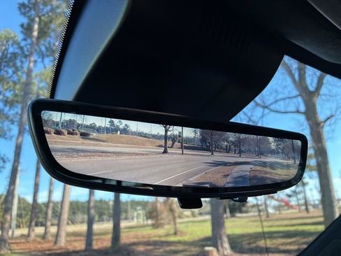 Used 2025 GMC Sierra 1500 Denali Ultimate image 35