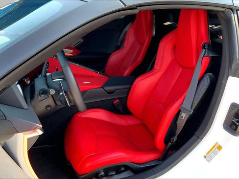 Used 2025 Chevrolet Corvette Stingray Preferred Cpe w/ 2LT RWD image 8