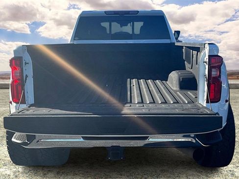 Used 2024 Chevrolet Silverado 3500 LTZ w/ LTZ Plus Package image 7