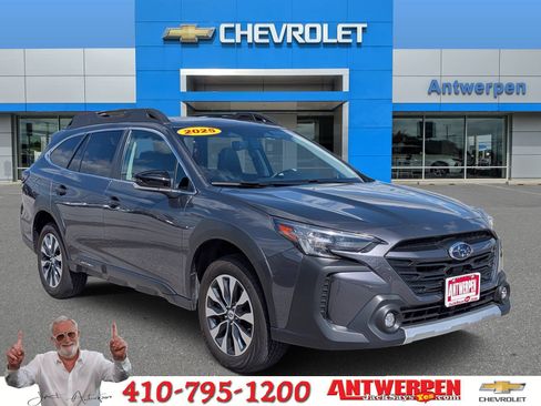 Used 2025 Subaru Outback Limited AWD/4WD image 1