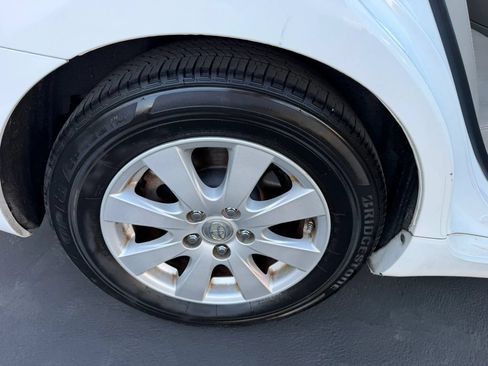 Used 2009 Toyota Camry Hybrid FWD image 34