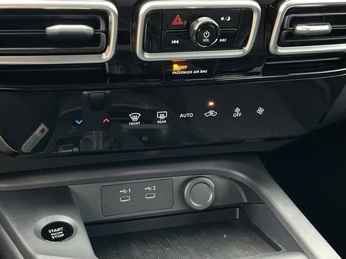 New 2026 Nissan Sentra SV w/ Floor Mat Package image 31