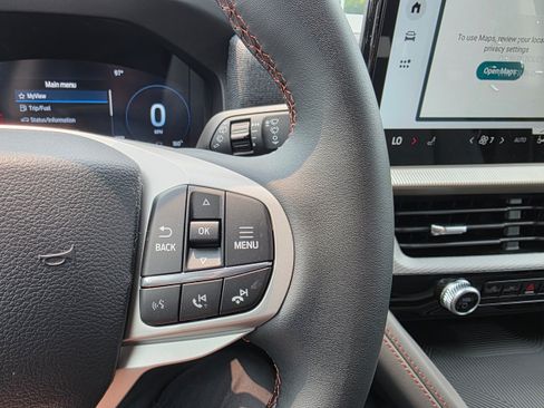 New 2026 Ford Explorer Active AWD/4WD image 17
