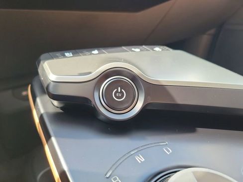 New 2026 Kia EV6 Wind RWD image 25