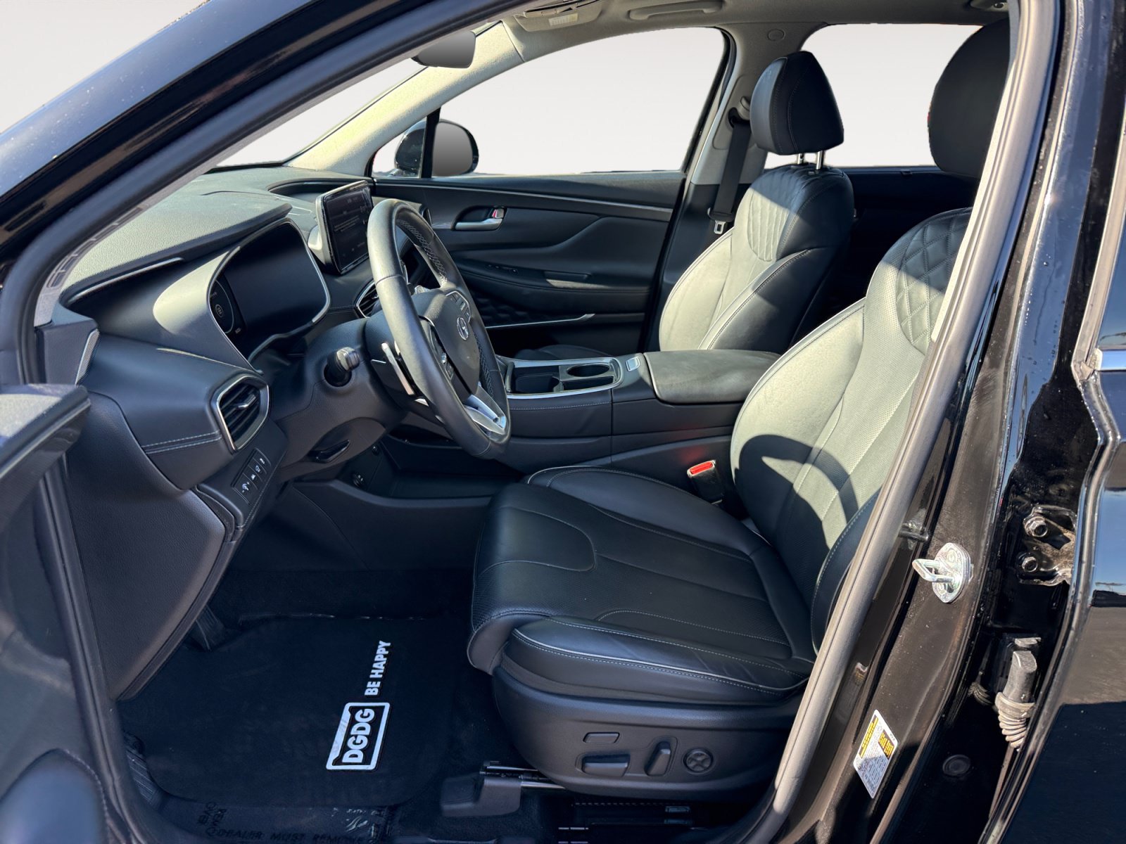 Certified 2023 Hyundai Santa Fe Limited AWD/4WD image 10