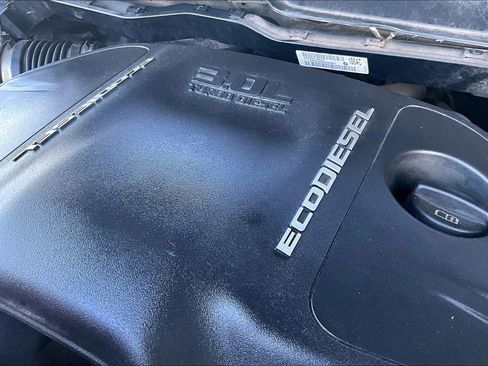 Used 2016 RAM 1500 Laramie w/ Convenience Group image 32