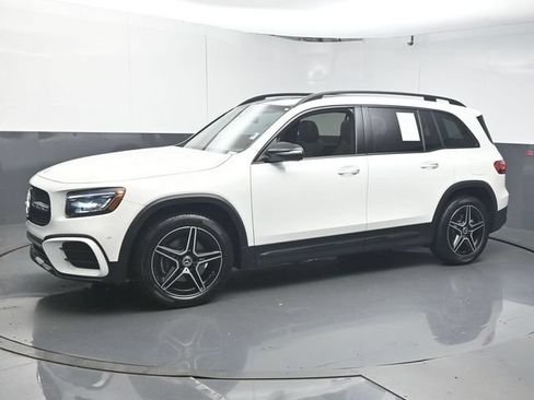 Used 2026 Mercedes-Benz GLB 250 image 4