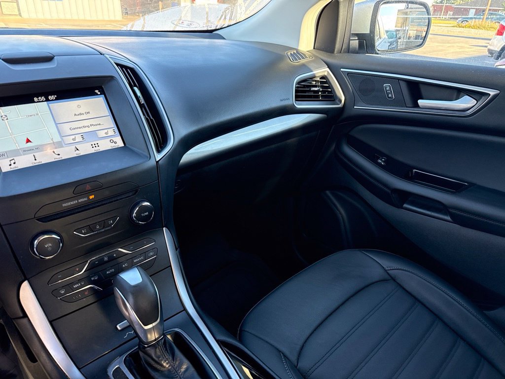 Used 2016 Ford Edge SEL w/ Equipment Group 201A FWD image 4