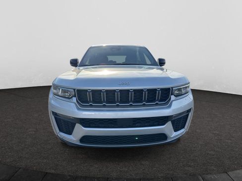 New 2026 Jeep Grand Cherokee L Limited image 2