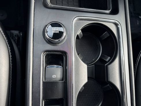 Used 2024 Lincoln Corsair FWD w/ Equipment Group 101A image 23