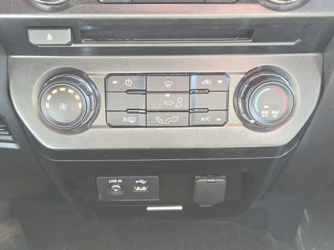 Used 2015 Ford F150 XLT w/ Equipment Group 301A Mid AWD/4WD image 26