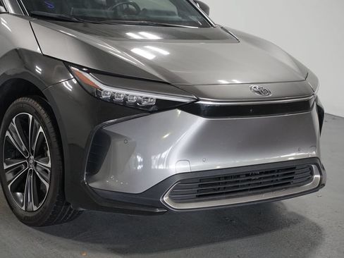 Used 2024 Toyota bZ4X AWD w/ Weather Package image 4
