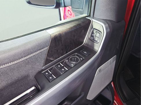 Used 2024 Ford F350 Lariat w/ Sport Appearance Package AWD/4WD image 10