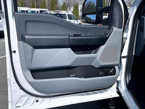 New 2026 Ford F550 4x4 Crew Cab Super Duty w/ XL Chrome Package image 10