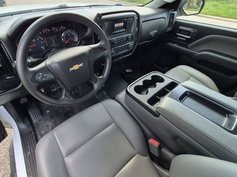 Used 2014 Chevrolet Silverado 1500 W/T w/ Trailering Package AWD/4WD image 4