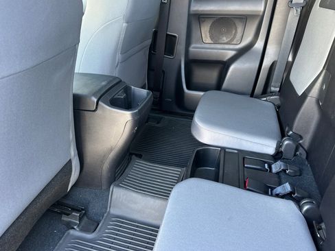 Used 2023 Toyota Tacoma SR image 14