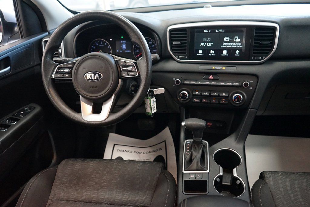 Used 2020 Kia Sportage LX FWD image 9