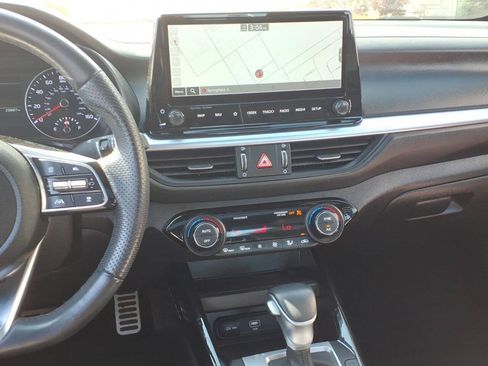 Used 2023 Kia Forte GT-Line w/ GT-Line Premium Package FWD image 11