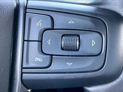 Used 2023 GMC Sierra 1500 AT4X image 27