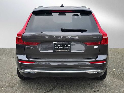 Certified 2023 Volvo XC60 T8 Ultimate w/ Climate Package image 4