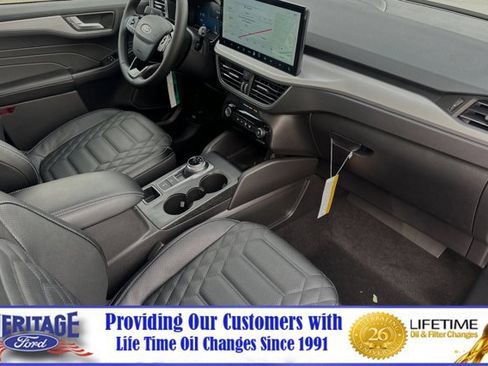 New 2024 Ford Escape SE w/ PHEV Premium Package FWD image 13