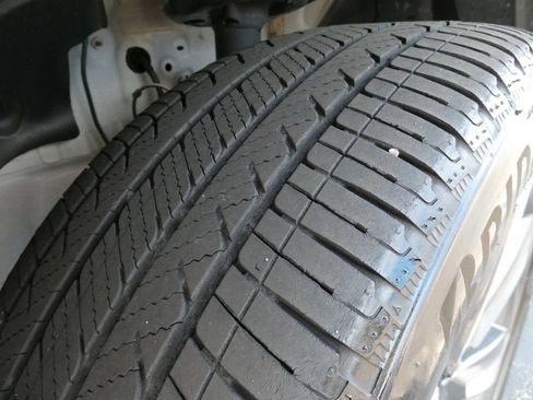 Used 2024 Honda Pilot Elite image 12
