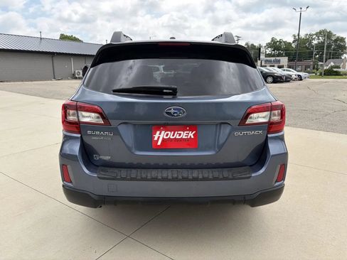 Used 2015 Subaru Outback 2.5i Limited AWD/4WD image 7
