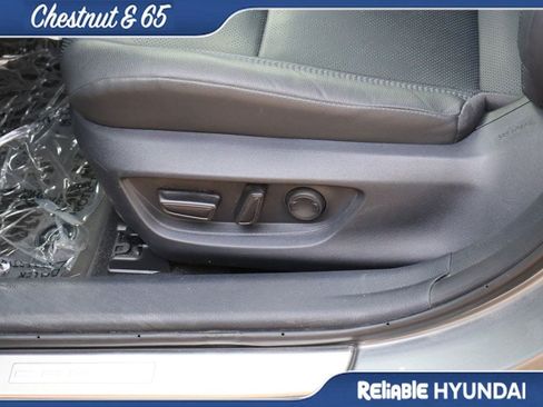 Used 2025 Toyota Camry XSE FWD image 23