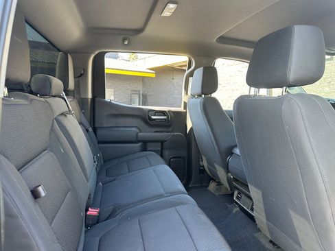 Used 2019 Chevrolet Silverado 1500 Custom w/ Custom Max Trailering Package AWD/4WD image 17