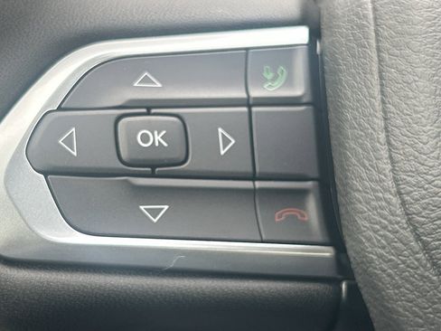 New 2026 Jeep Compass Latitude image 12